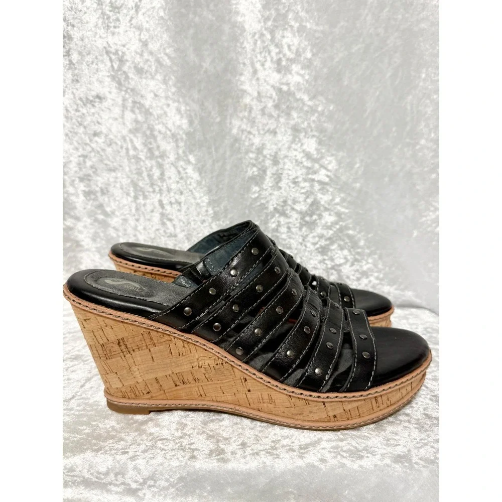 SoftWalk Womens Halsey Black Leather Studded Cork Wedge Slide Sandals Size 9N